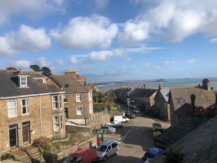 Modern Attic Studio Apartment With Harbour Views Penzance Exterior foto